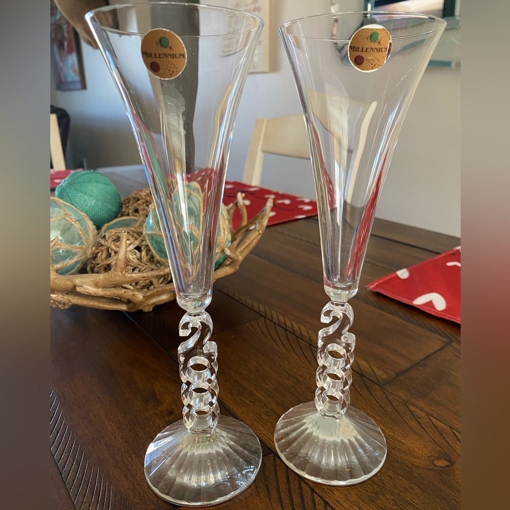 Cristal D’Arques 2000 Millennium Y2K Champagne Flutes Set of 2 Crystal Glasses - Picture 3 of 8